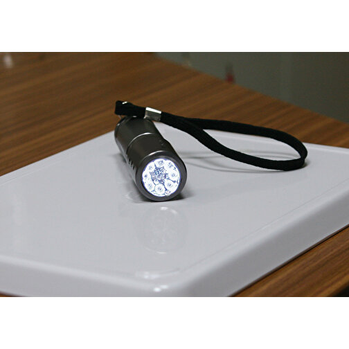 Metmaxx® LED MegaBeam Sicherheitslampe 'PocketSecurity' Silber , Metmaxx, silber, Metall, 16,00cm x 3,00cm x 3,00cm (Länge x Höhe x Breite), Bild 4