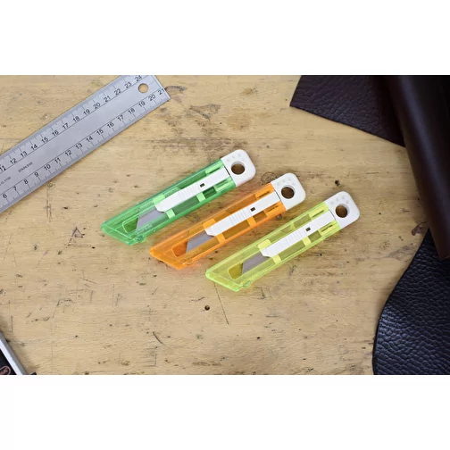 Cutter à ressort automatique en plastique Griffin, Image 3
